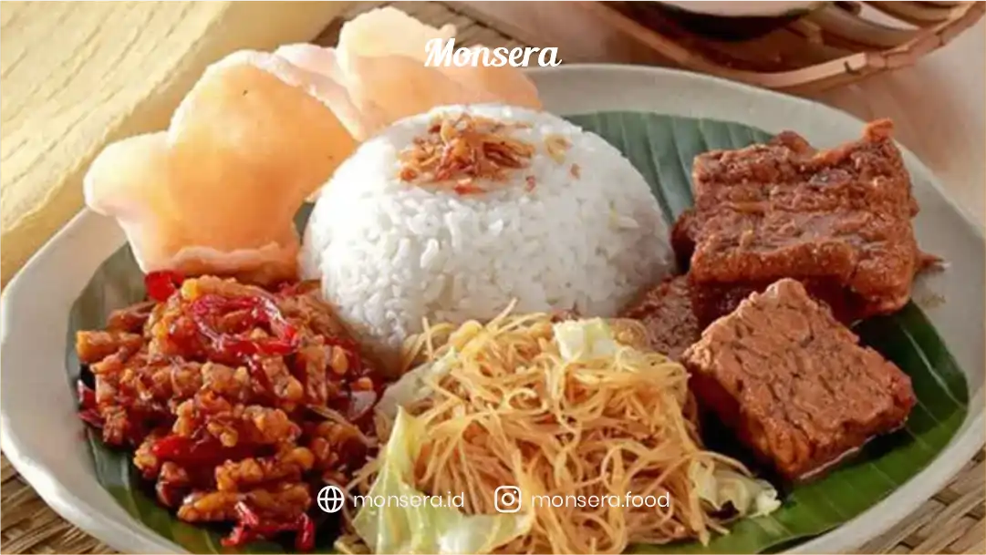 Pelengkap Nasi Uduk yang Sederhana